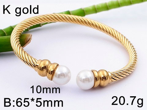 Brazalete dorado con perlas