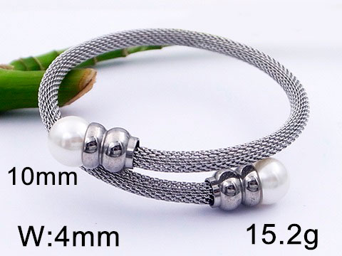 Brazalete plateado tipo mesh con perlas