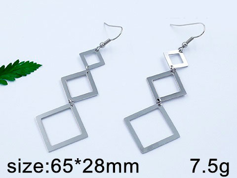 Aretes plateados 3 rombos 6.5cm