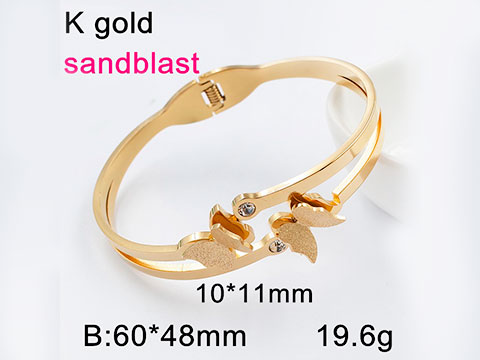 Brazalete dorado con mariposas en relieve 6cm