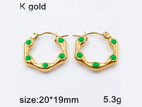Argollas doradas puntos verdes