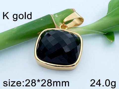 Set dorado Omega, dije y anillo piedra negra biselada
