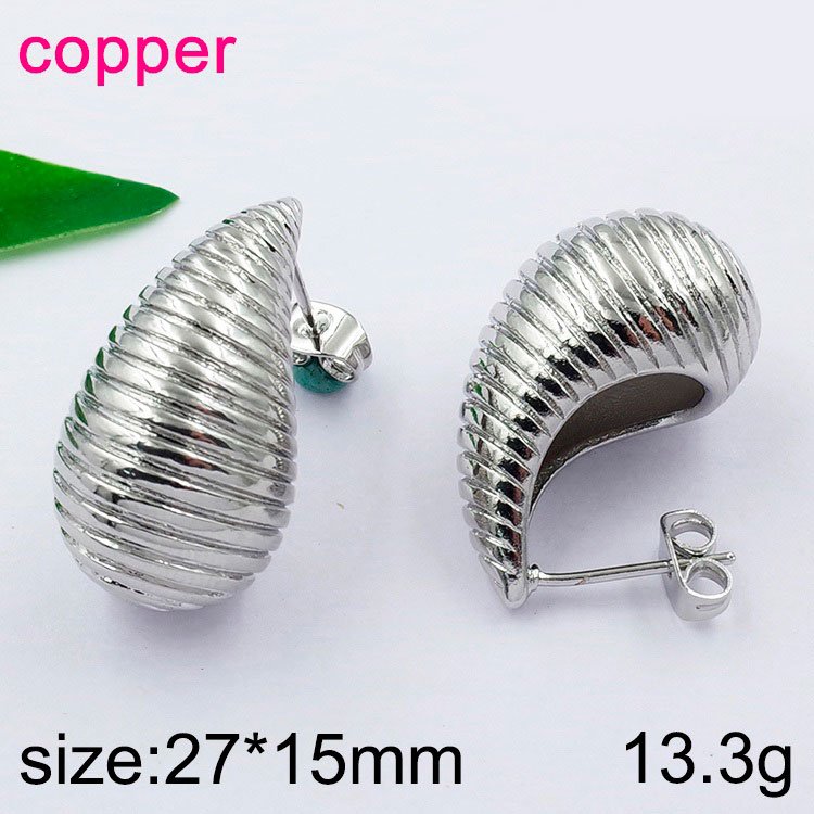 Aretes plateados diseño gota 2.7cm (laminado americano)